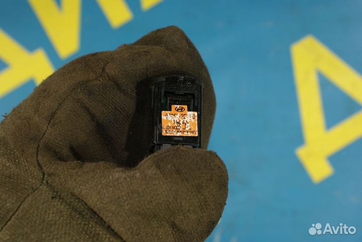 Датчик температуры воздуха Hyundai Tucson JM