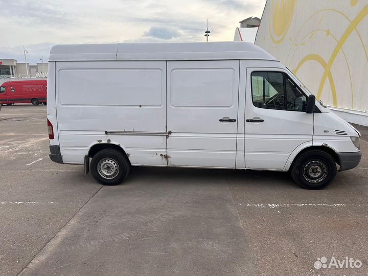 Mercedes-Benz Sprinter Classic цельнометаллический, 2014