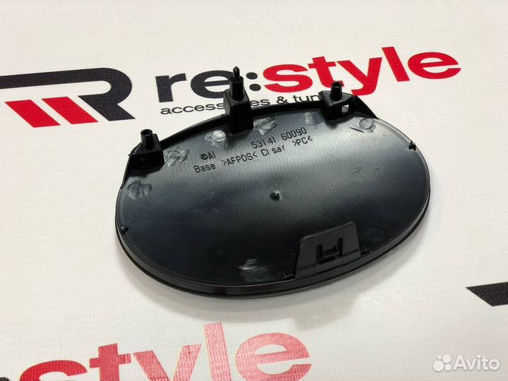 Шильдик в решетку LX570 с16г Черная