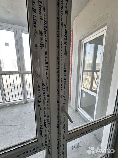 Балконная дверь