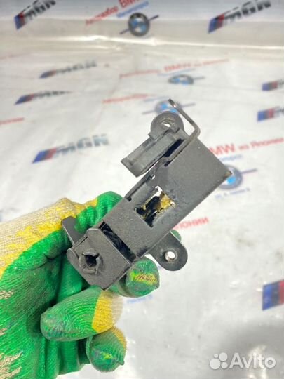 Замок капота Bmw 7 E66 N62B44 2002