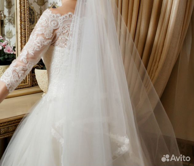 Свадебное платье