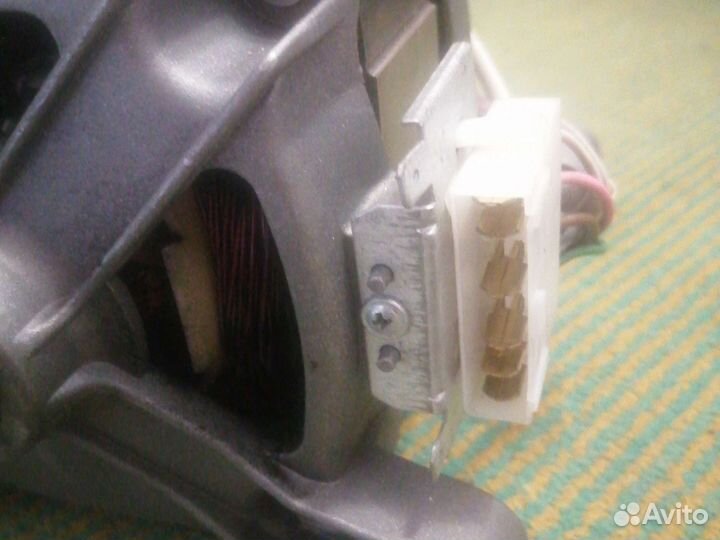 Двигататель стиральной машины