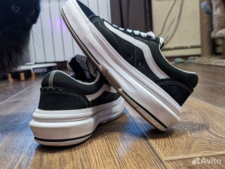 Кеды Vans Old Skool Overt CC