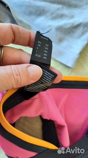 Спортивный топ, топик, майка короткая