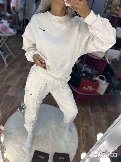 Спортивный костюм nike