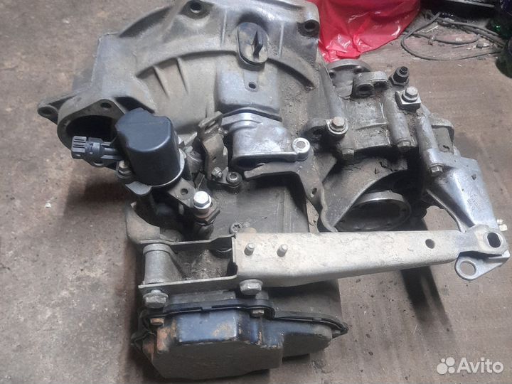 МКПП на volkswagen passat b3,b4 1.6.1.8