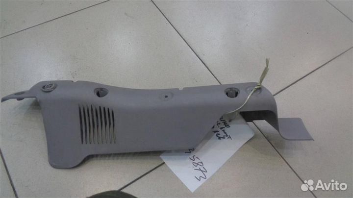 Направляющая шторки багажника левая Nissan Almera