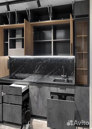 Кухонный гарнитур угловой