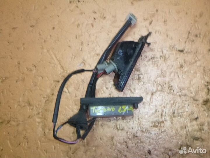 Плафон освещения номера hyundai tucson 2015