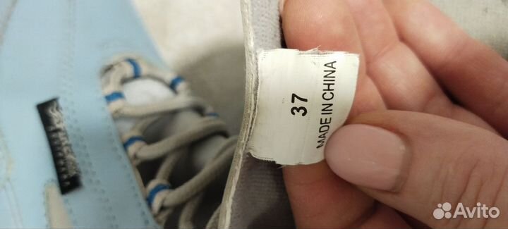 Коньки женские, размер 37