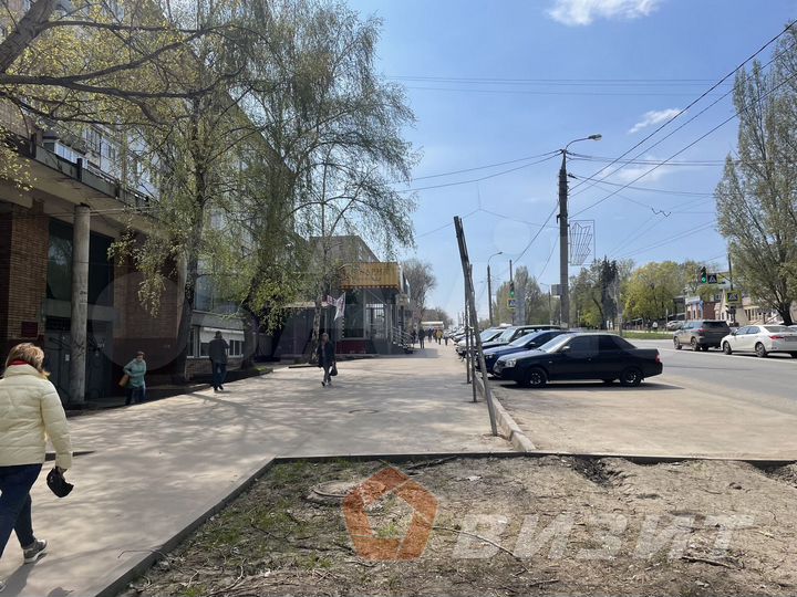 Помещение, 214 м² с панорамными окнами на 1 линии