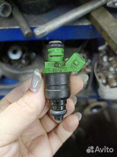 Форсунка топливная Audi
