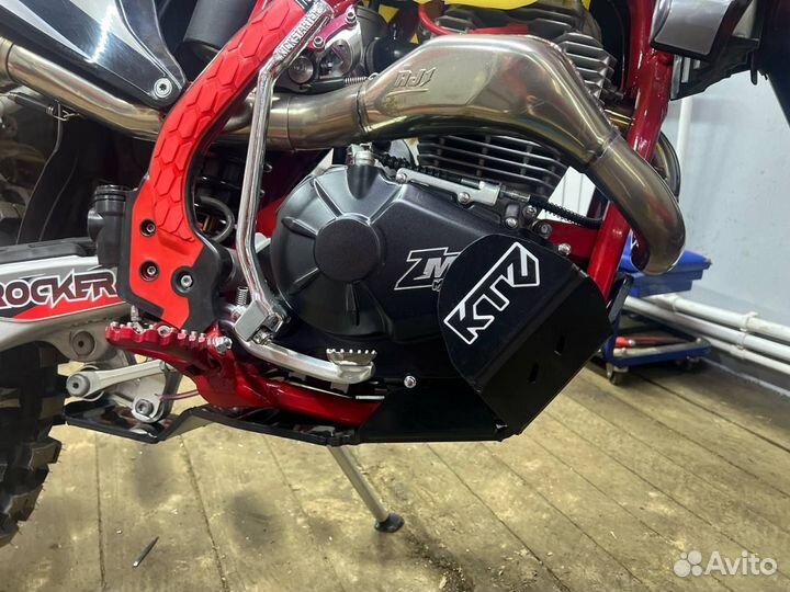 Защита картера эндуро мотоцикла 172, 174, 175 fmm