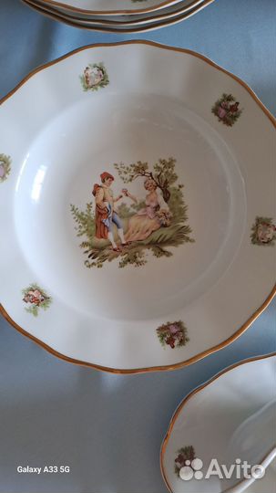 Часть столового сервиза Мадонна