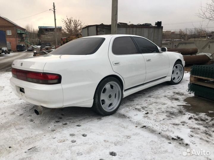 Toyota Cresta JZX 90 Комплект накладок сток