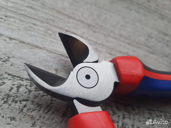 Кусачки knipex 7002160