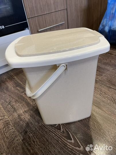 Ведро с крышкой, 22 литра