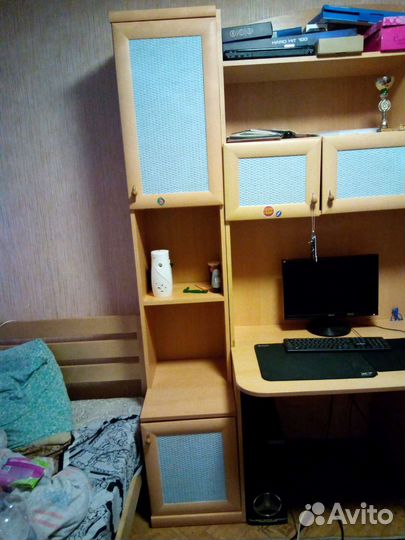 Стол компьютерный