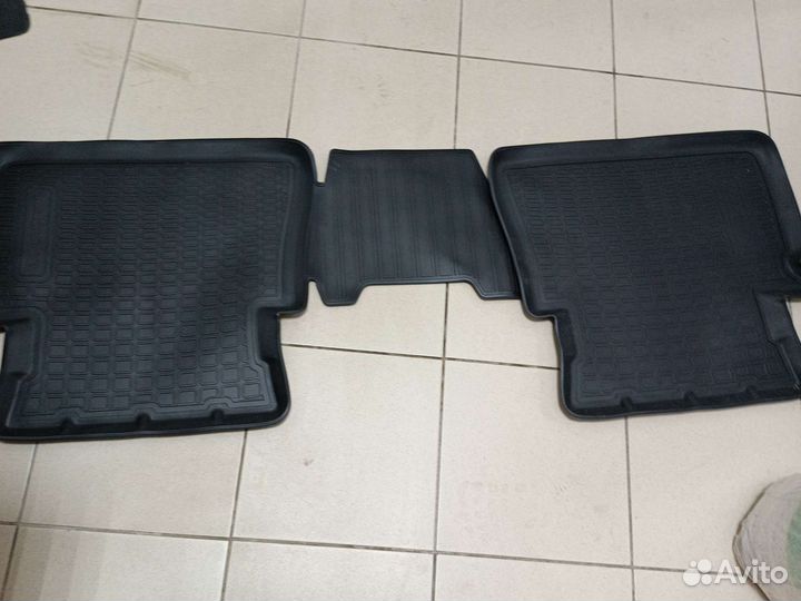 Коврики задние 2шт