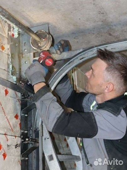 Ремонт секционных ворот