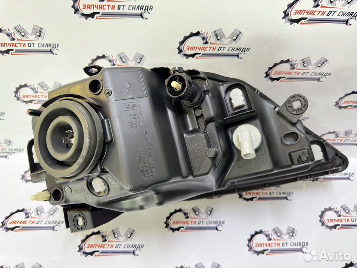 Фара левая Valeo 044485 Logan, 044485