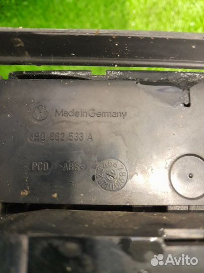 Консоль между сидений Volkswagen Passat B5 седан