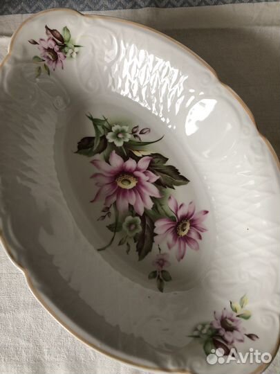 Сервиз столовый. Блюдо, салатники