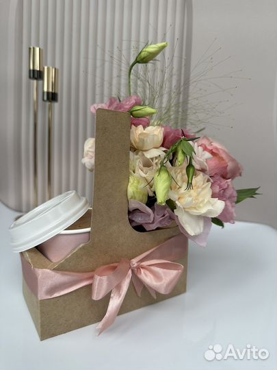 Цветы и торт ко дню учителя