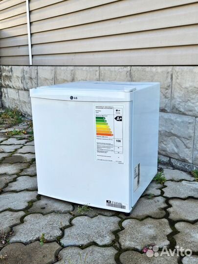 Холодильник мини LG GC-051SS