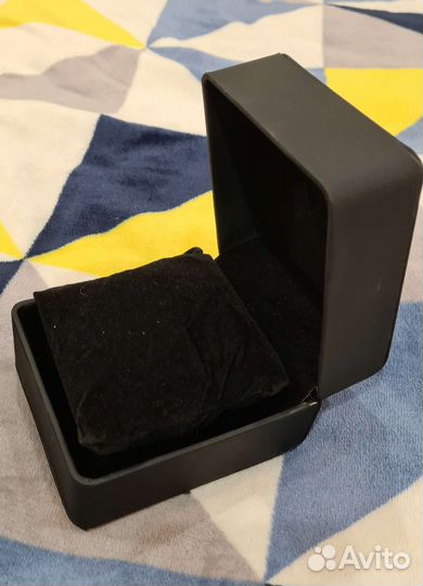 Коробка для часов и украшений