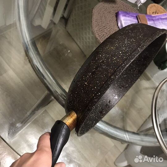 Сковорода бу 25