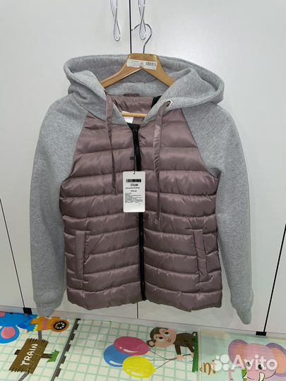 Куртка Женская Новая с Биркой размер 42