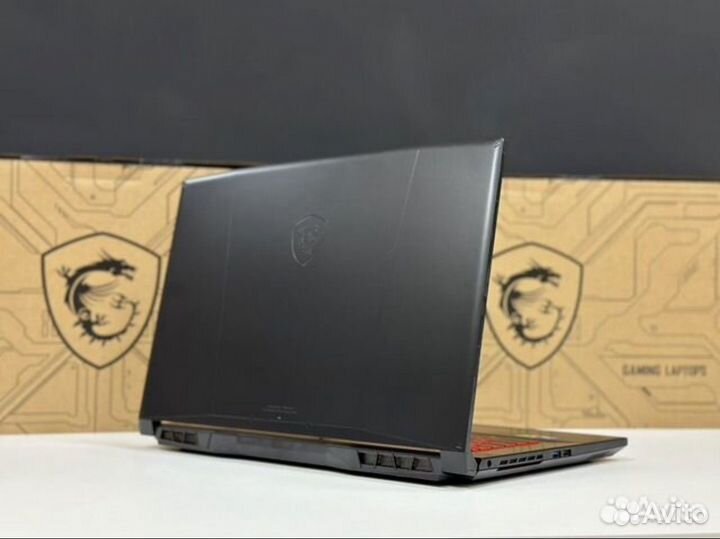 MSI Katana 17.3