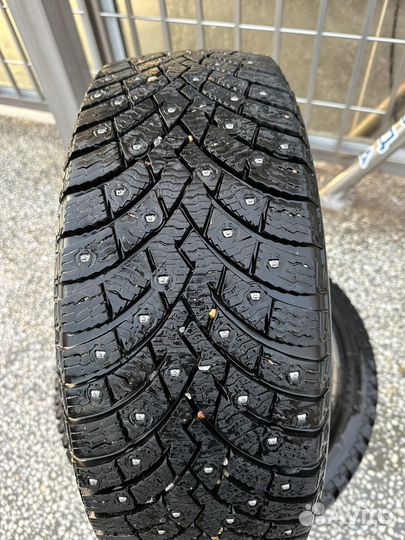 Pirelli Ice Zero 2 205/55 R16