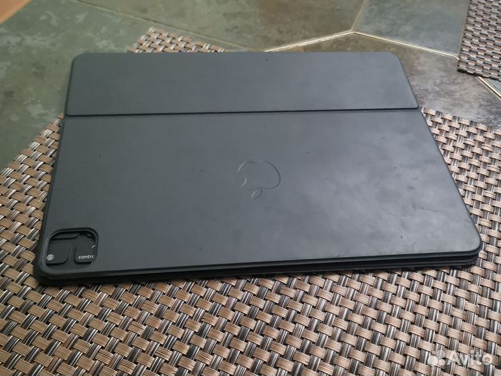 Apple smart keyboard folio 12.9