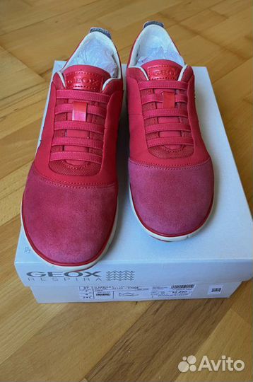 Новые кроссовки geox 37