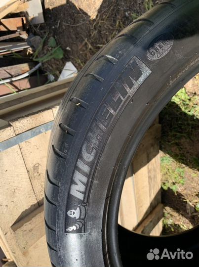 Michelin Latitude Sport 3 265/45 R20 и 295/40 R20