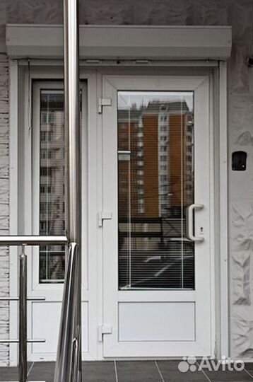 Пластиковые двери / Входная группа