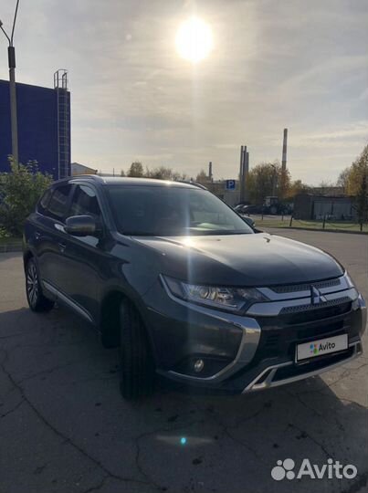 Mitsubishi Outlander 2.0 CVT, 2019, 53 000 км