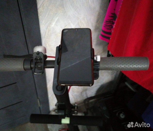 Держатель телефона на велосипед мотоцикл скутер