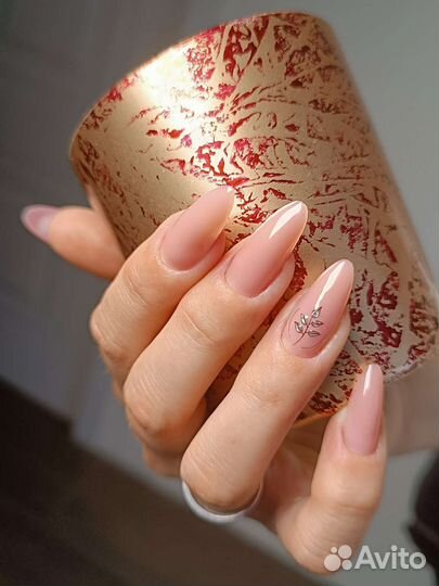 Маникюр, педикюр