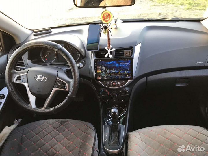 Hyundai Solaris 1.6 AT, 2015, 98 296 км