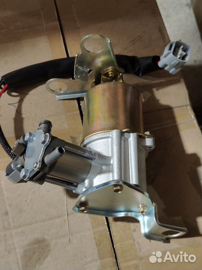 Компрессор пневмоподвески для прадо 120