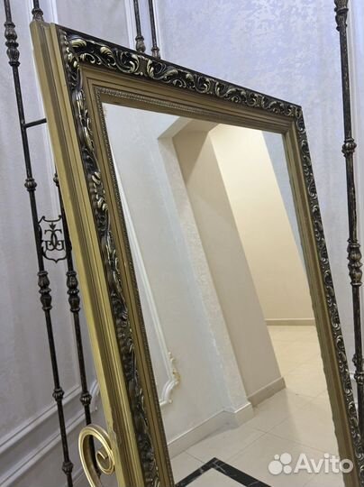 Зеркало напольное