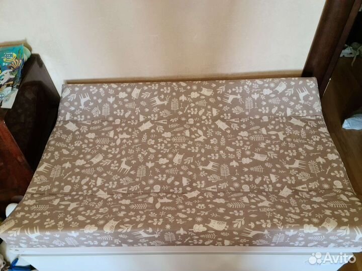 Пеленальный столик на комод