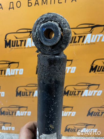 Амортизатор задний правый Land Rover Range Rover