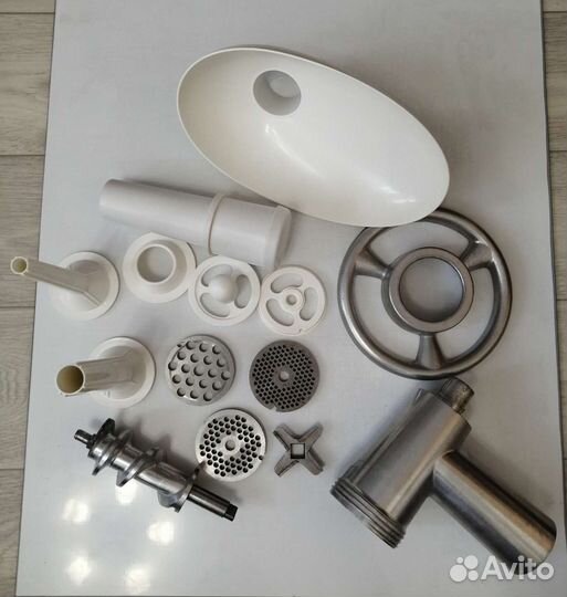 Мясорубка Delonghi электрическая