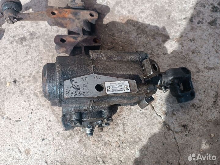 Рулевой редуктор с гуром Волга 3102