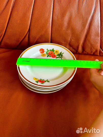 Тарелка Дулево